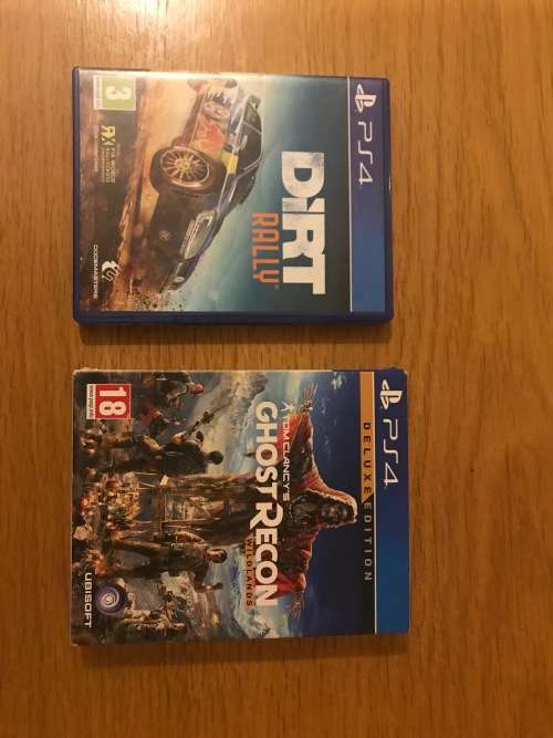 Playstation 4 - LIKE NEW