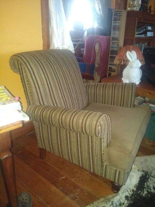 A Pair of Upmarket arm chairs