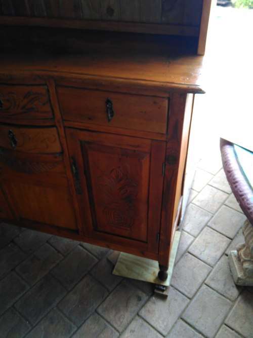 Bow fronted Old koskas