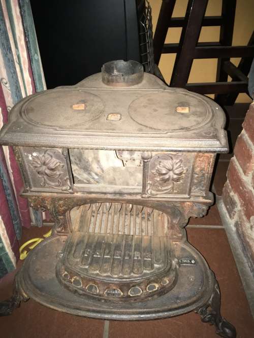Queen Anne stove