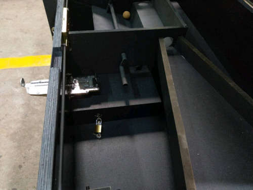 Foosball table/Soccer Machine coin operated