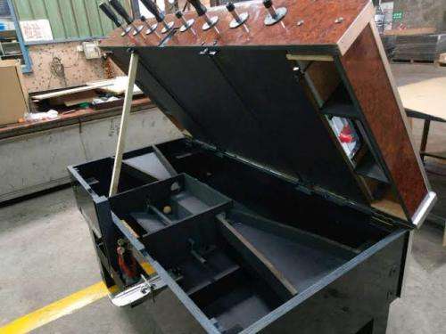 Foosball table/Soccer Machine coin operated