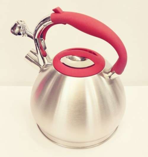 Silver Whistling Stove Kettle RED HANDLE For Gas Stove.Induction Stove 2.7L Durable Plastic Handle