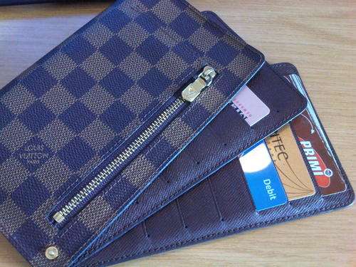 Louis Vuitton Purse / Damier