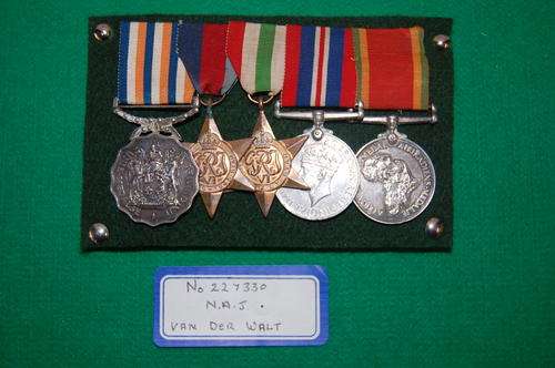 Group of 5 WW2 medals