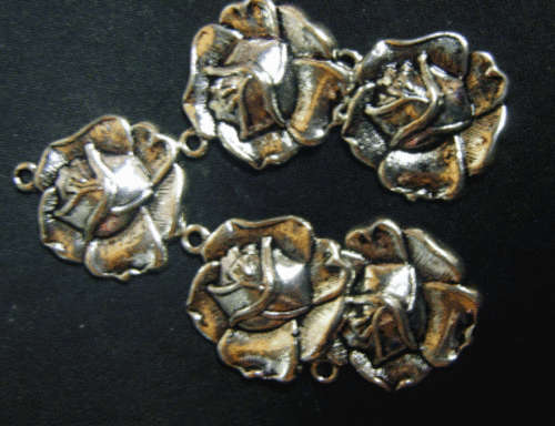 Large Nickle Rose Charm, 26mm x 24mm - Pack of 5.