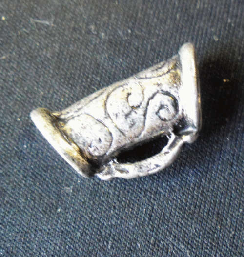 Nickle Spacer with Hoop, 22mm x 10mm - Sold individually.