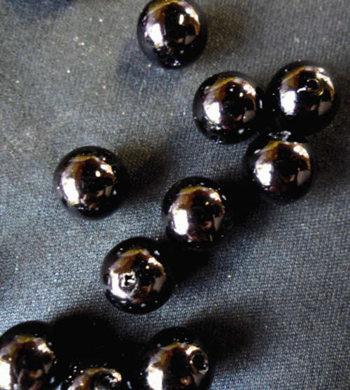 Acrylic Black Pearls, 10mm - Pack of 25.