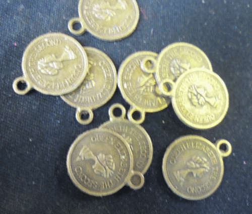 Bronze Penny Charm - Pack of 25.