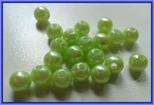 Acrylic Green Pearls, 8mm - Pack of 20.