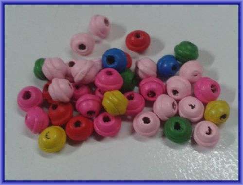 Assorted Wood Beehives, 6mm - Pack of 50.