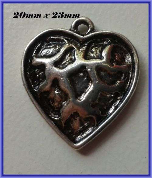 Large Heart Charm, 20mm x 23mm  - Pack of 5.
