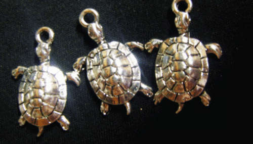 Nickle Charm Turtle, 28mm x 14mm - Pack of 5.