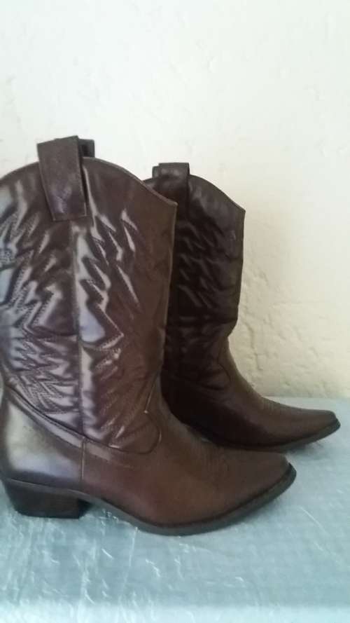 Bronx Brown Cowboy Boots Size 5