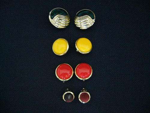 OLD COSTUME EARRINGS !!! wow !!! 5 HOURS ONLY !!! wow !!! ONE BID FOR ALL.