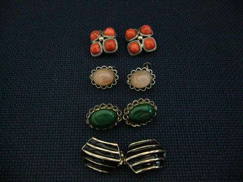 OLD COSTUME EARRINGS !!! wow !!! 5 HOURS ONLY !!! wow !!! ONE BID FOR ALL.