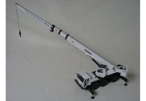 Terex Mobile Crane 6x6  -  1:50 scale diecast model