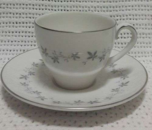Royal Doulton espresso cups x5