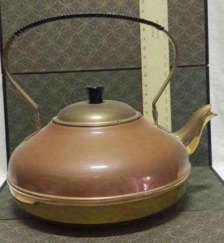 Lovely copper kettle made in Holland
