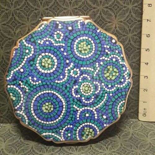 Powder Compact - So pretty!!