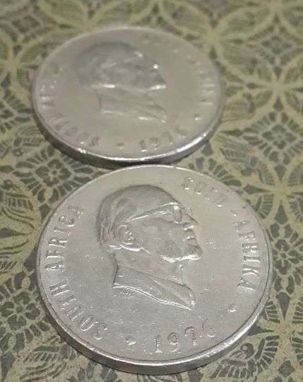 1976 50 cent coins