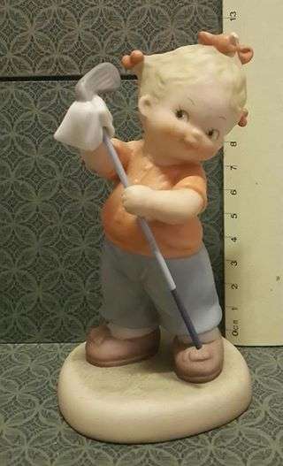 Memories of yesterday - Golf widow