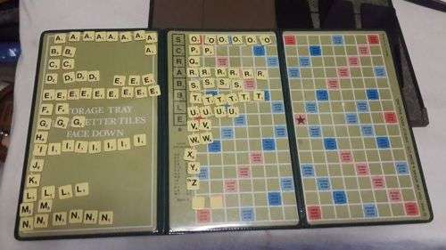 VINTAGE-TRAVEL-SCRABBLE-J-W-SPEAR-and-SONS-INCOMPLETE