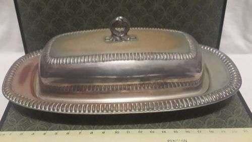 Silver plated dish with glass bowl!