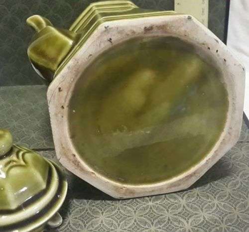 Coffee/tea pot/milk and sugar! Vintage!!