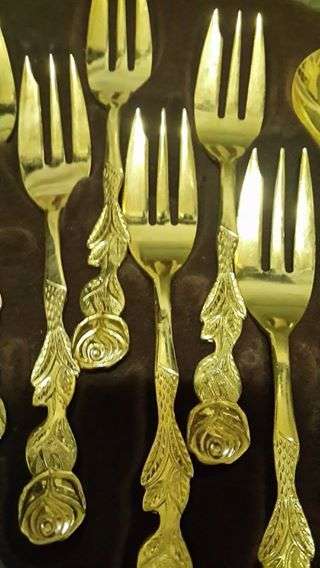 24 ct gold plated set - never used!