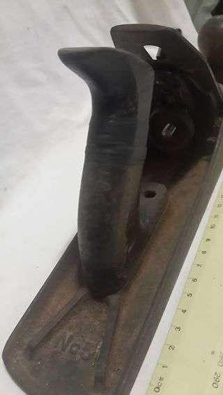 VINTAGE STANLEY BAILEY NO.5 WOODWORKING PLANE (ENGLAND)