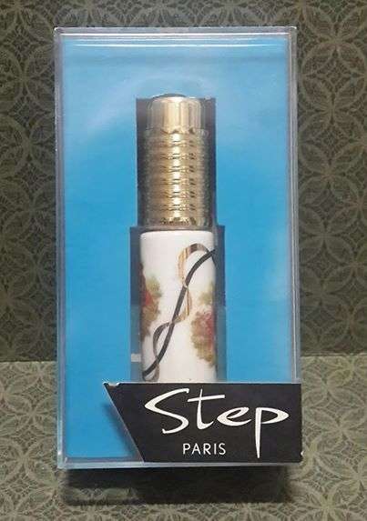 Limoges perfume bottle!! LOOK!!!