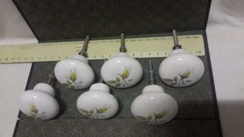 Vintage Porcelain knobs - Roses x 6