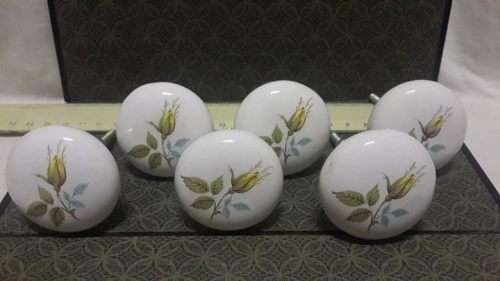 Vintage Porcelain knobs - Roses x 6
