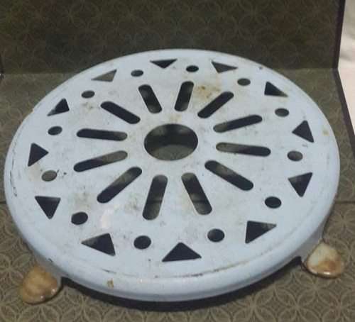Vintage enamel trivet