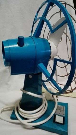 Cortina desk fan! LOOK!!