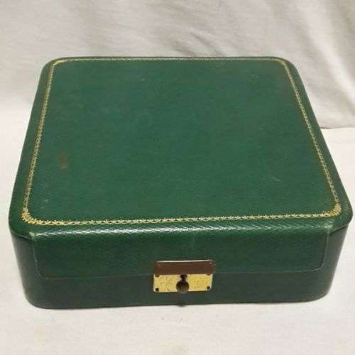 Lovely jewelry box - made in Italy! + key