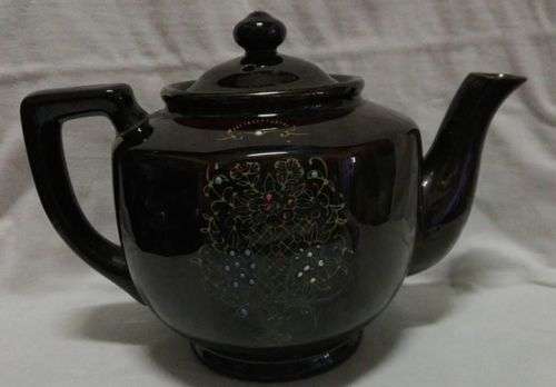 Vintage hand decorated teapot! So Pretty!!