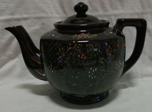 Vintage hand decorated teapot! So Pretty!!