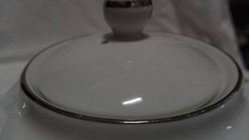 Maxwell & Williams Platinum 750ml Teapot