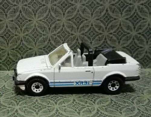 MATCHBOX - VINTAGE - FORD ESCORT CABRIOLET XR3i - 1985 - WHITE