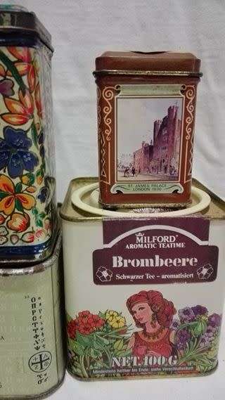 Vintage collection of tea tins - with tea!! 6 tins