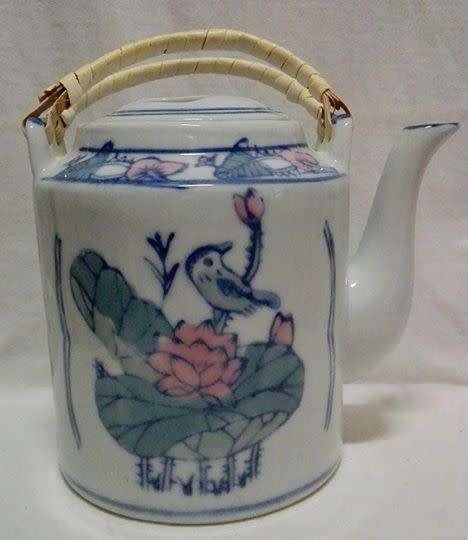 Oriental tea pot