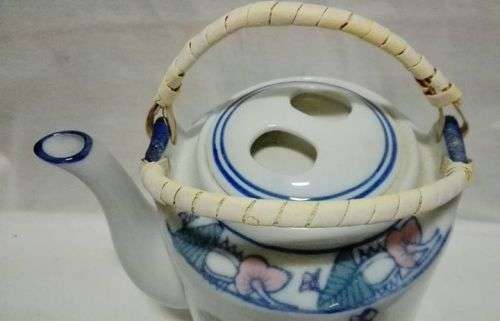 Oriental tea pot