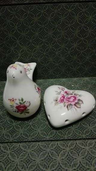 Bird and heart pomanders