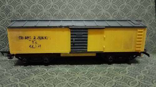 VINTAGE  COLLECTIBLES - train carraige - Tri-ang