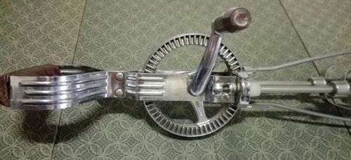 Lovely vintage hand beater
