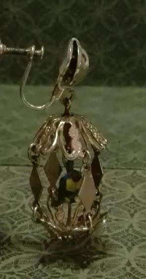 Lovely cage screw on earrings!!