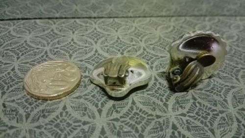 Lovely clip on earrings!!