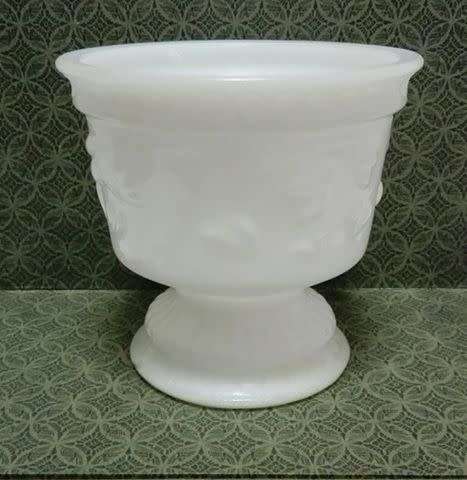 Vintage milk glass pot